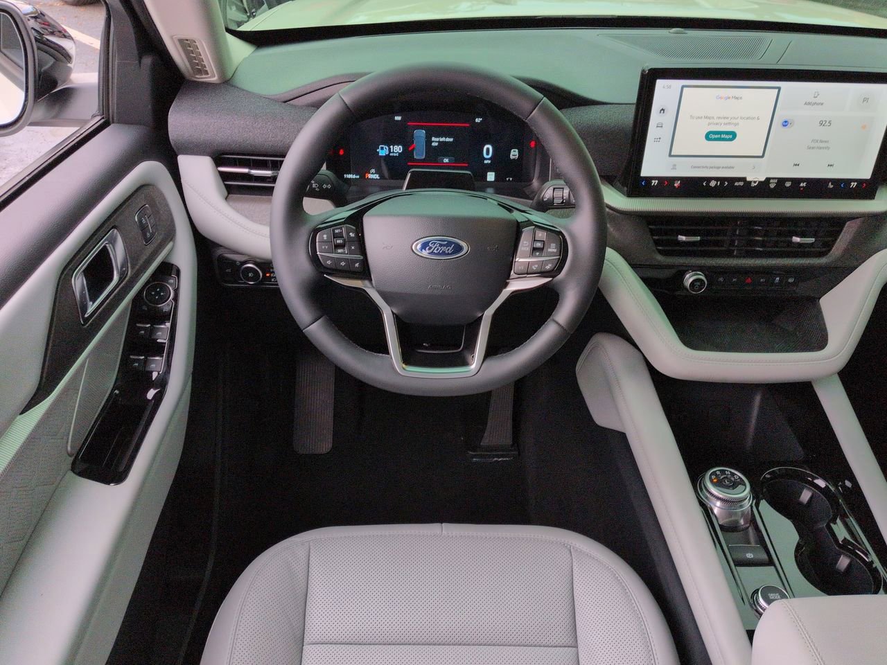 Used 2026 Ford Explorer Platinum w/ LUX Leather Package image 15