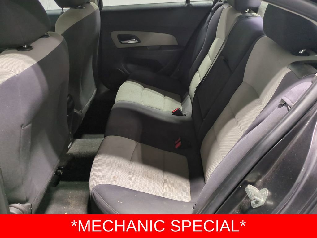 Used 2014 Chevrolet Cruze LS image 18