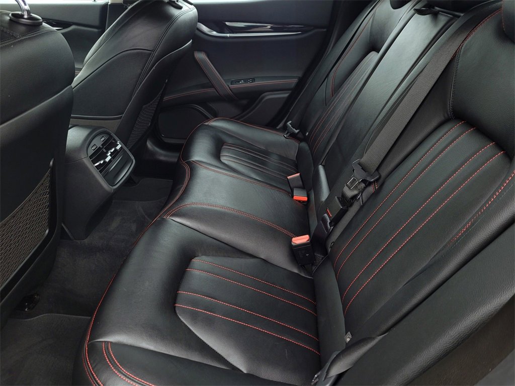 Used 2022 Maserati Ghibli Modena Q4 image 13