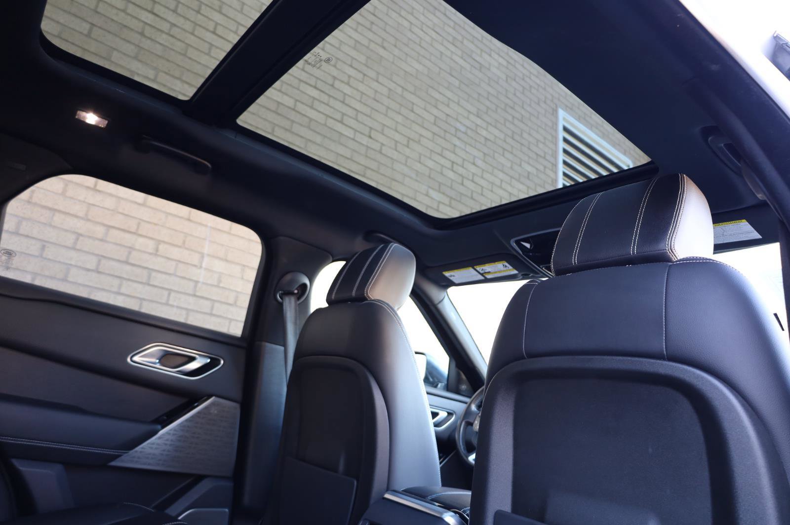 Used 2020 Land Rover Range Rover Velar S image 28