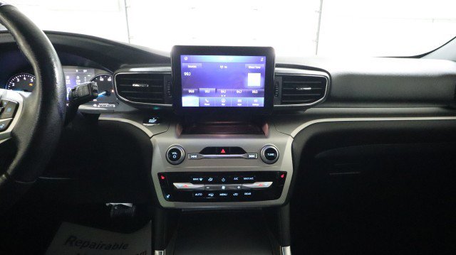 Used 2021 Ford Explorer XLT w/ Equipment Group 202A image 13