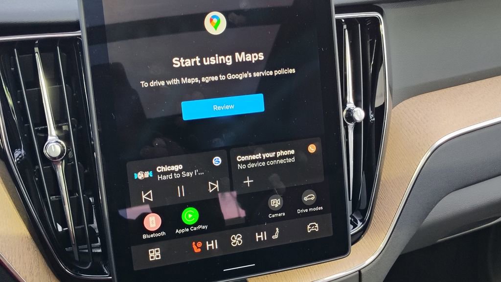 New 2026 Volvo XC60 B5 Plus w/ Protection Package Premier image 19