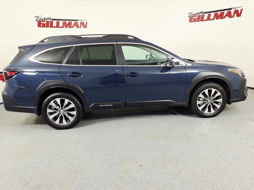 Used 2025 Subaru Outback Limited image 4