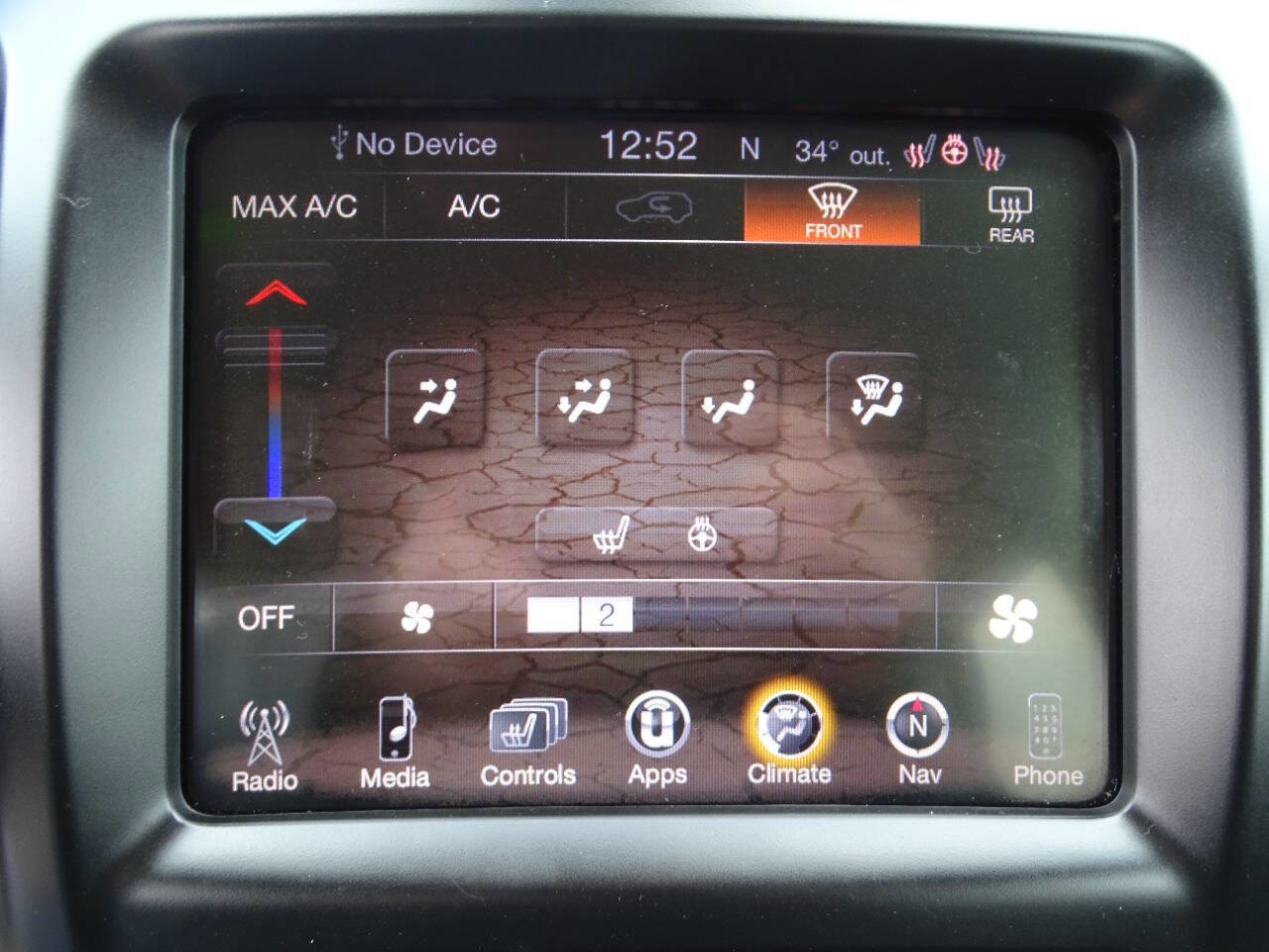 Used 2018 Jeep Cherokee Latitude w/ Quick Order Package 26T image 22