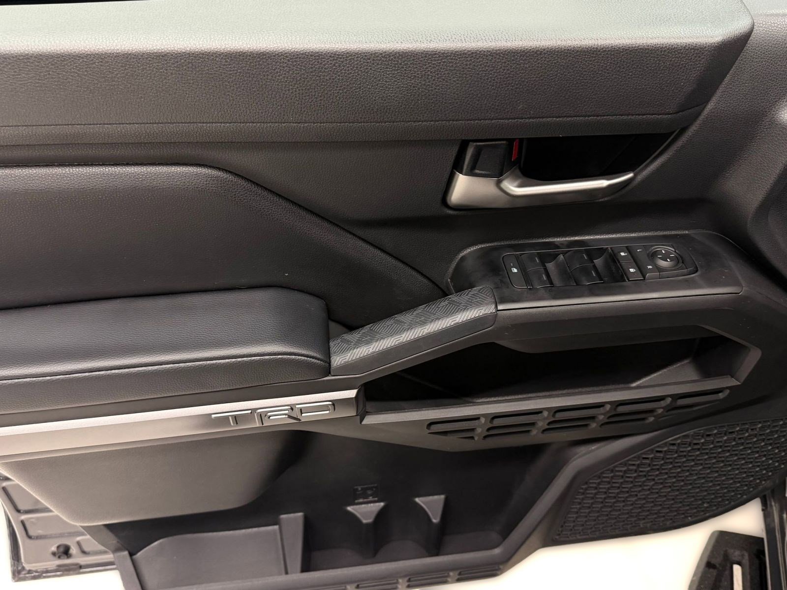 New 2026 Toyota Tacoma SR5 image 11