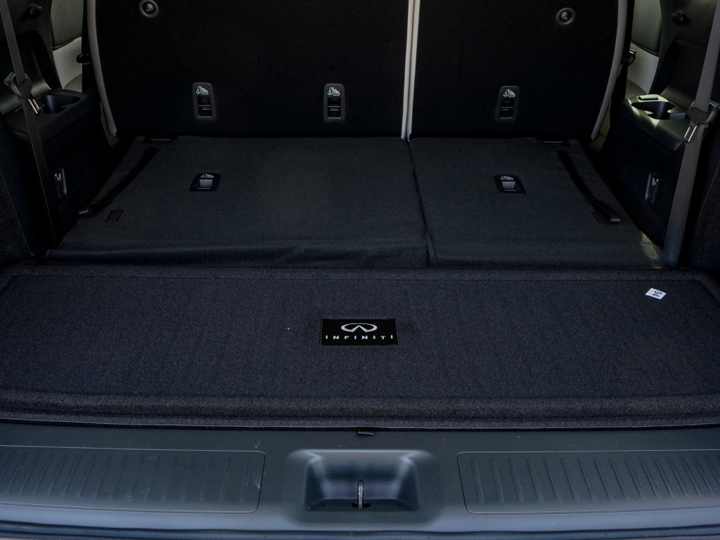 Certified 2026 INFINITI QX60 Luxe w/ Cargo Package AWD/4WD image 34