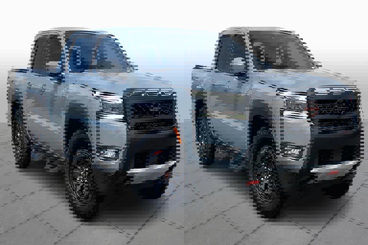 Used 2025 Nissan Frontier Pro-X image 3