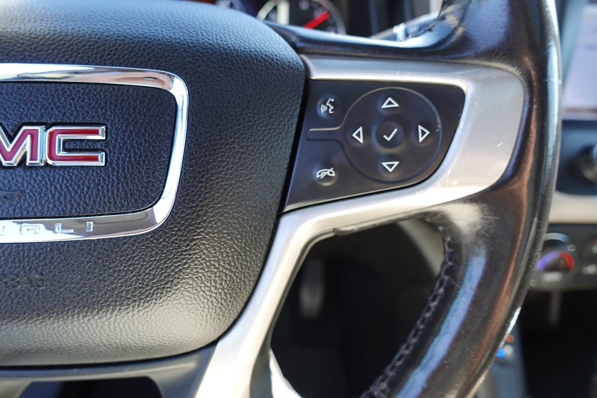 Used 2019 GMC Acadia Denali w/ Technology Package FWD image 58