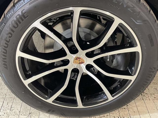 New 2026 Porsche Cayenne E-Hybrid Coupe AWD/4WD image 15