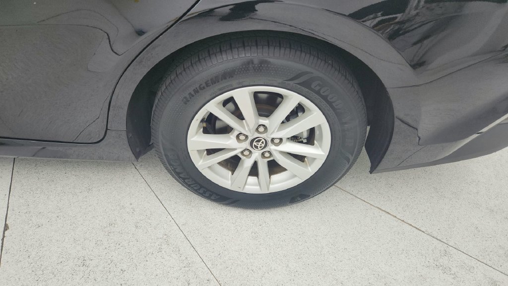 Used 2025 Toyota Camry LE FWD image 24