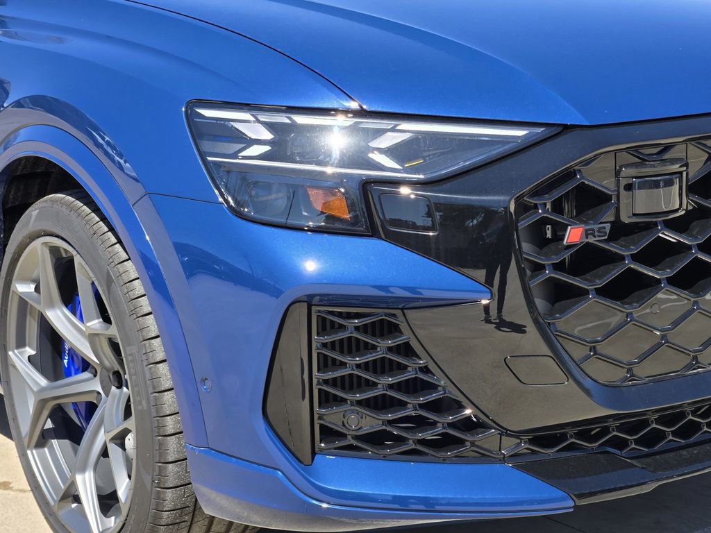 New 2026 Audi RS Q8 performance image 12