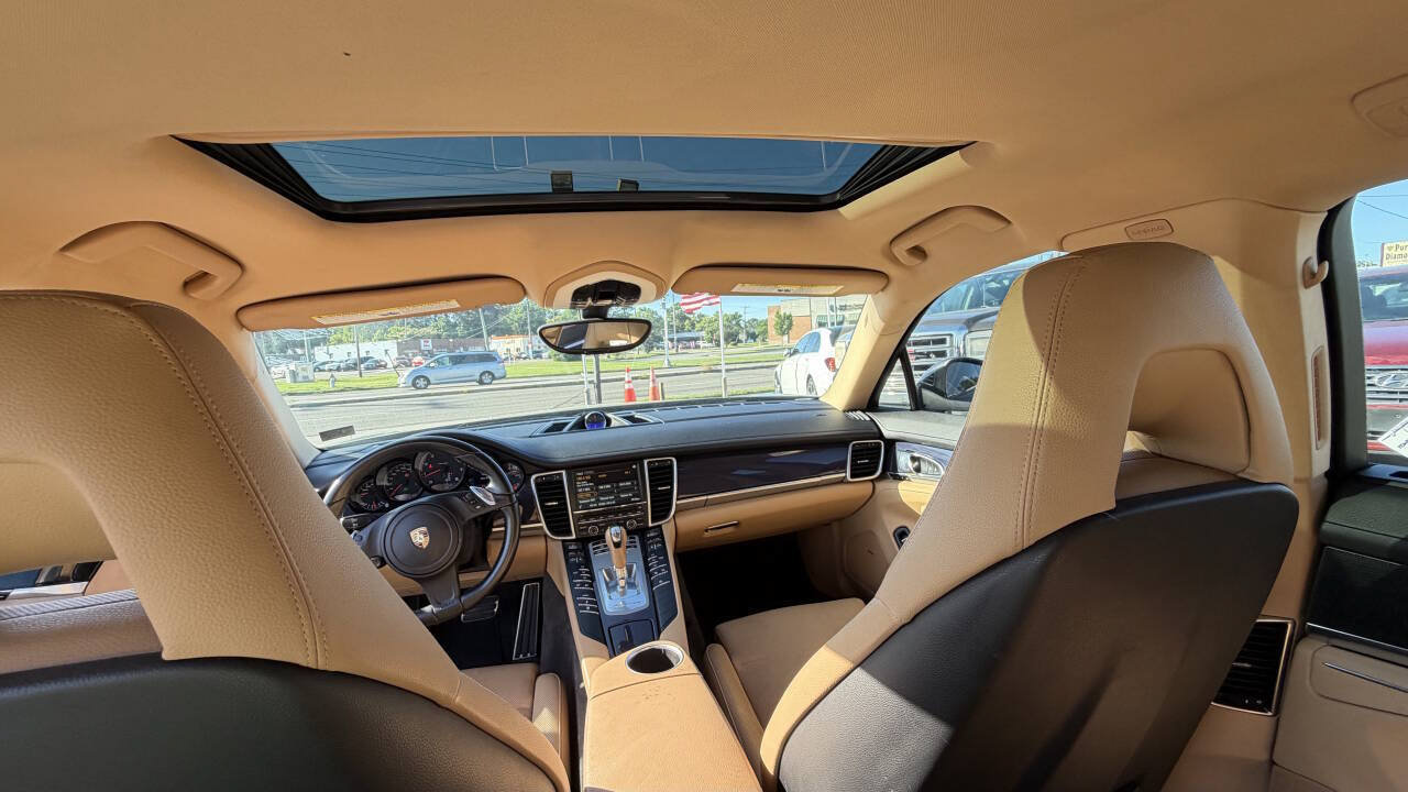 Used 2016 Porsche Panamera Edition RWD image 16
