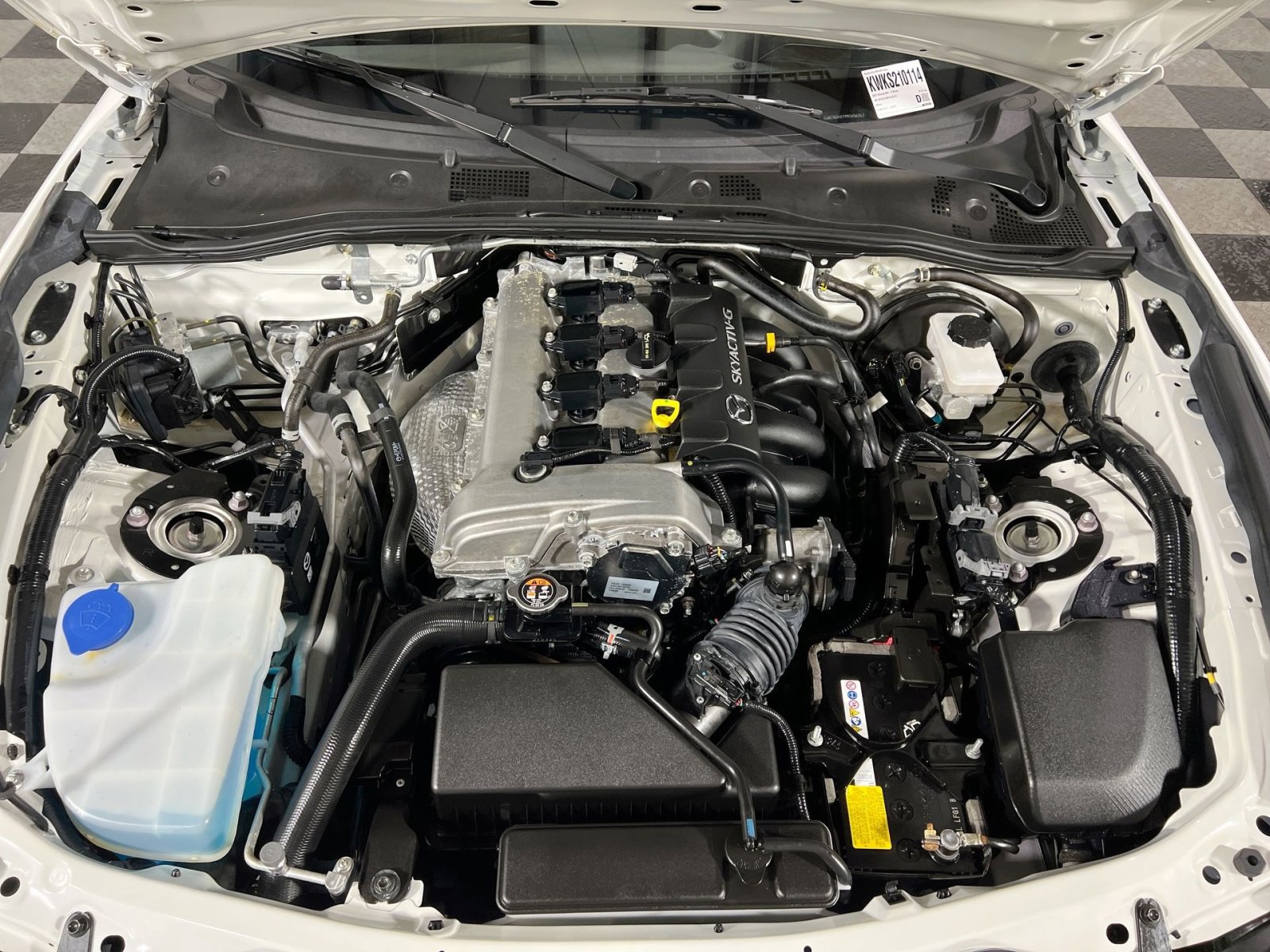 Used 2021 MAZDA MX-5 Miata Sport image 28