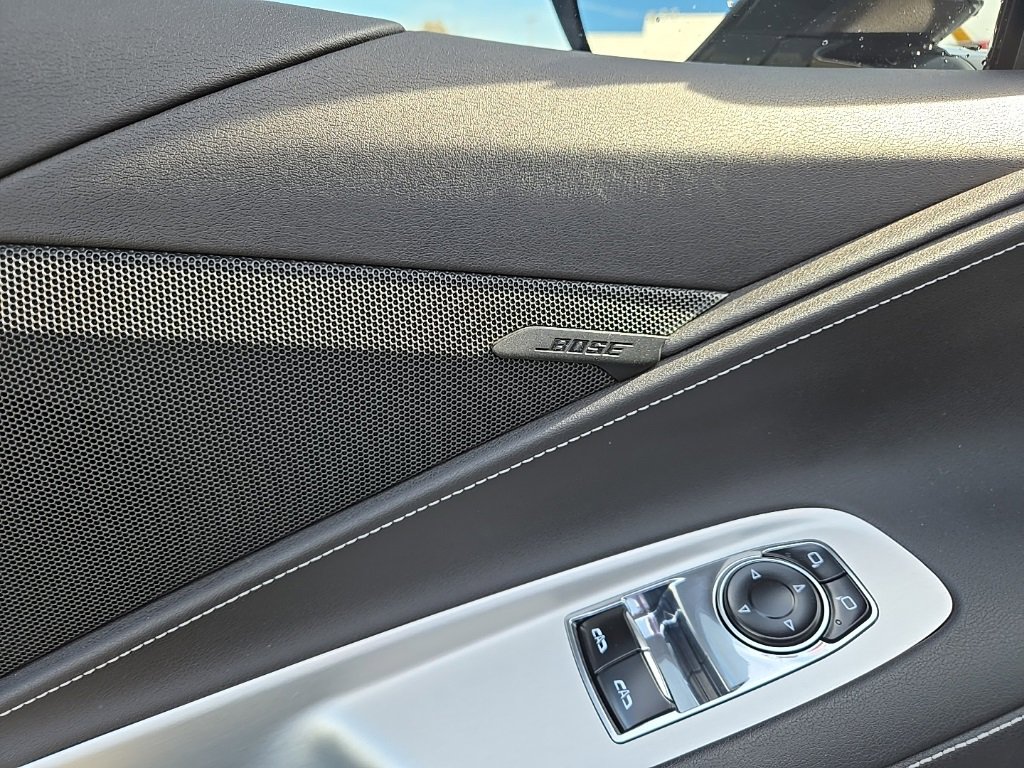 Used 2023 Chevrolet Corvette Stingray Coupe w/ Z51 Performance Package image 23
