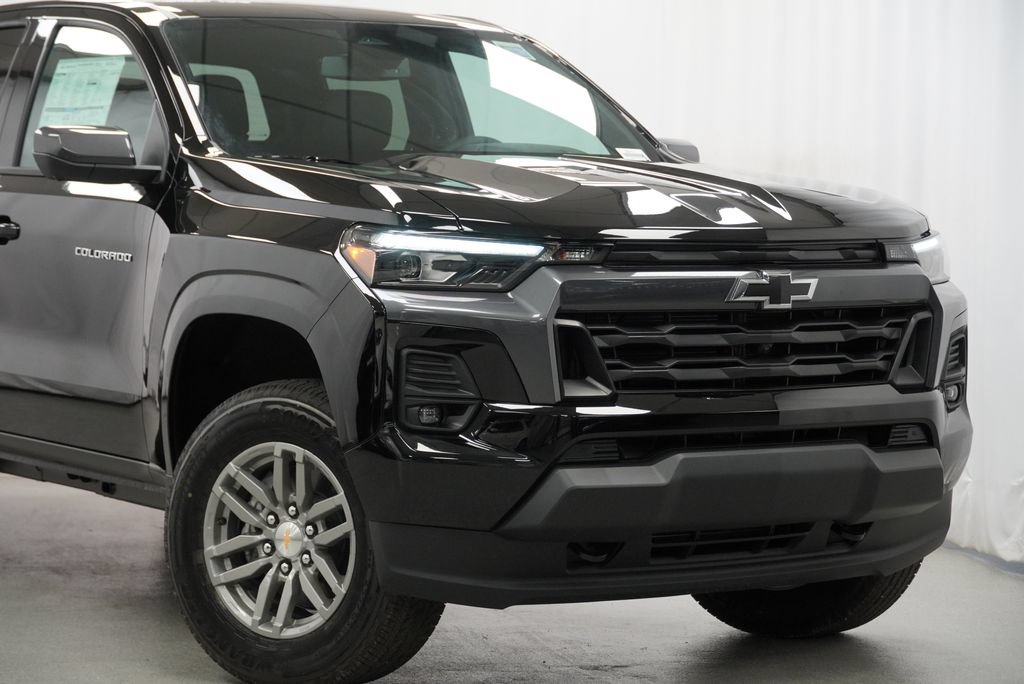 New 2026 Chevrolet Colorado LT w/ LT Convenience Package AWD/4WD image 9