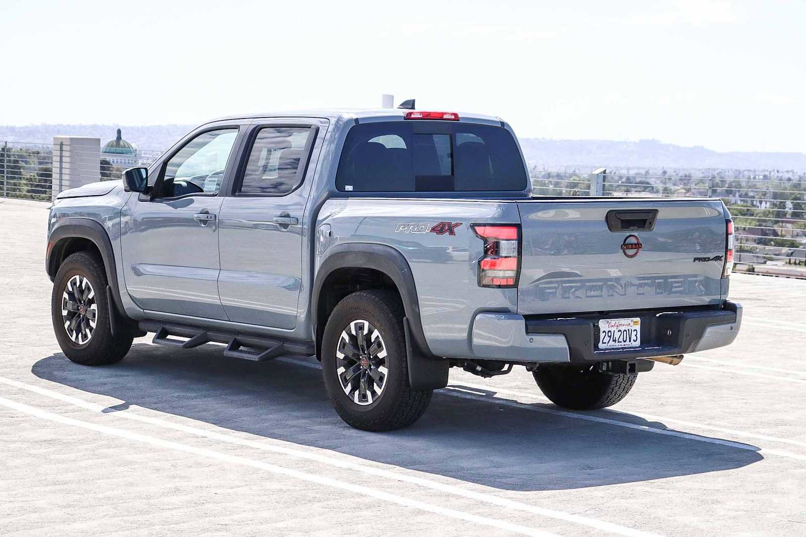 Used 2023 Nissan Frontier PRO-4X w/ Pro Convenience Package AWD/4WD image 6