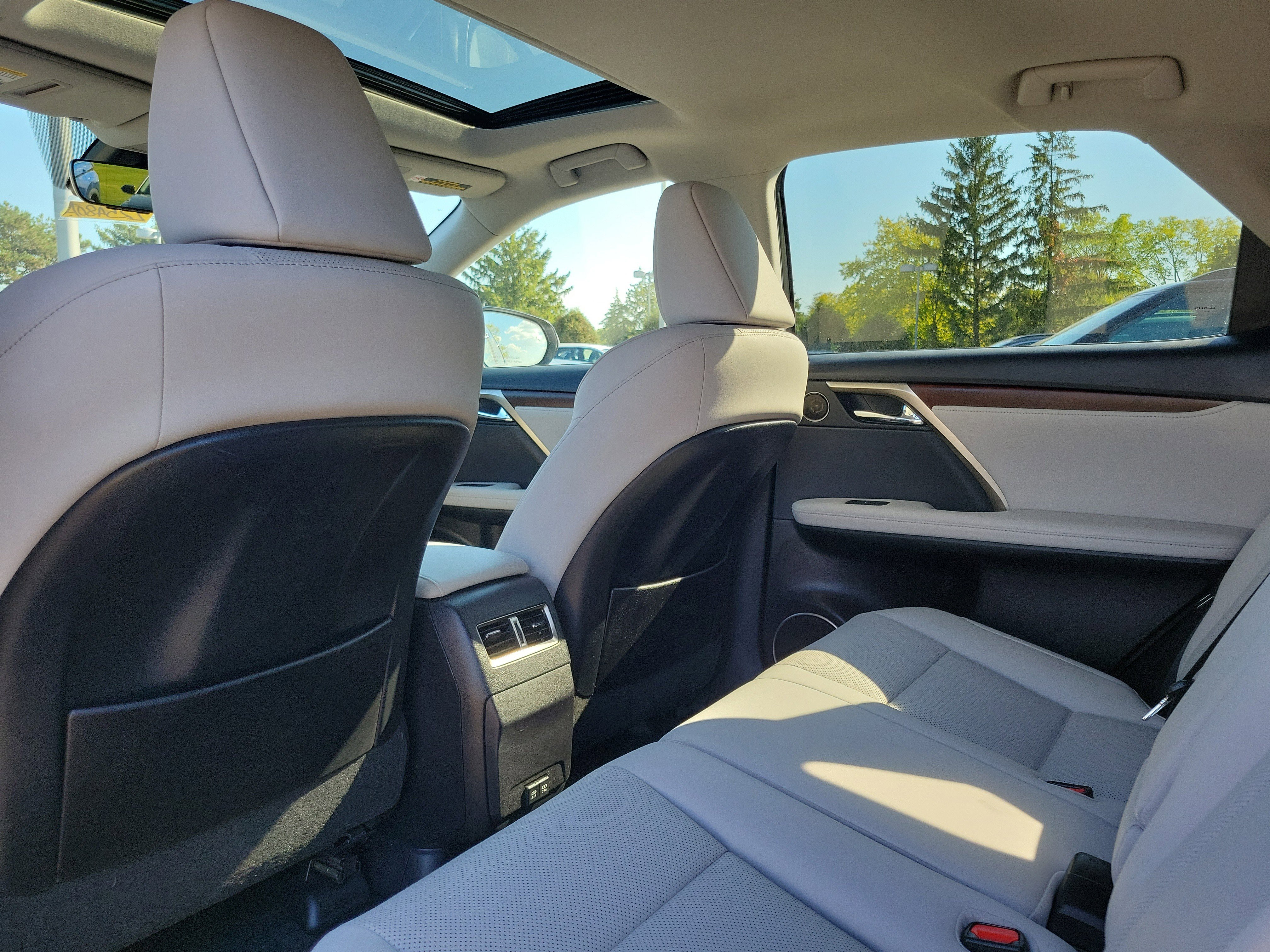 Used 2022 Lexus RX 350 FWD w/ Premium Package image 14