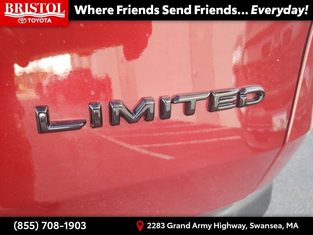 Used 2024 Toyota Grand Highlander AWD Hybrid image 38