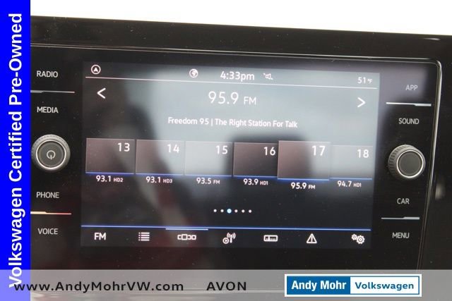 Used 2025 Volkswagen Jetta SE image 34