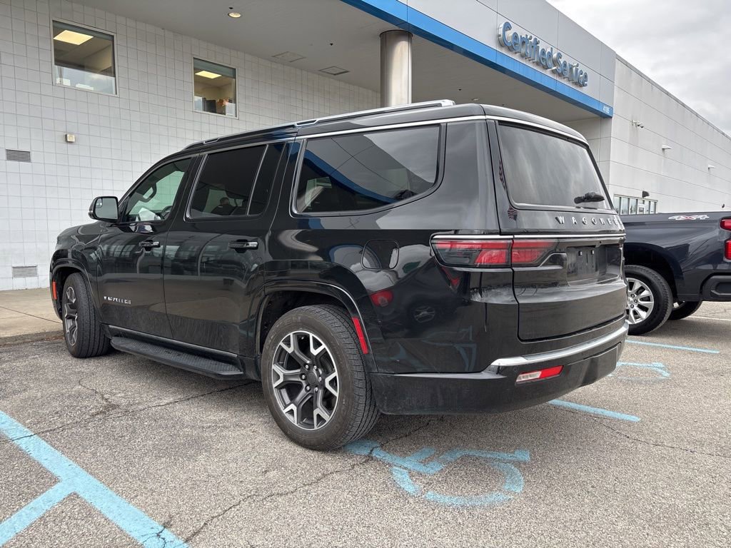 Used 2024 Jeep Wagoneer Series III image 3