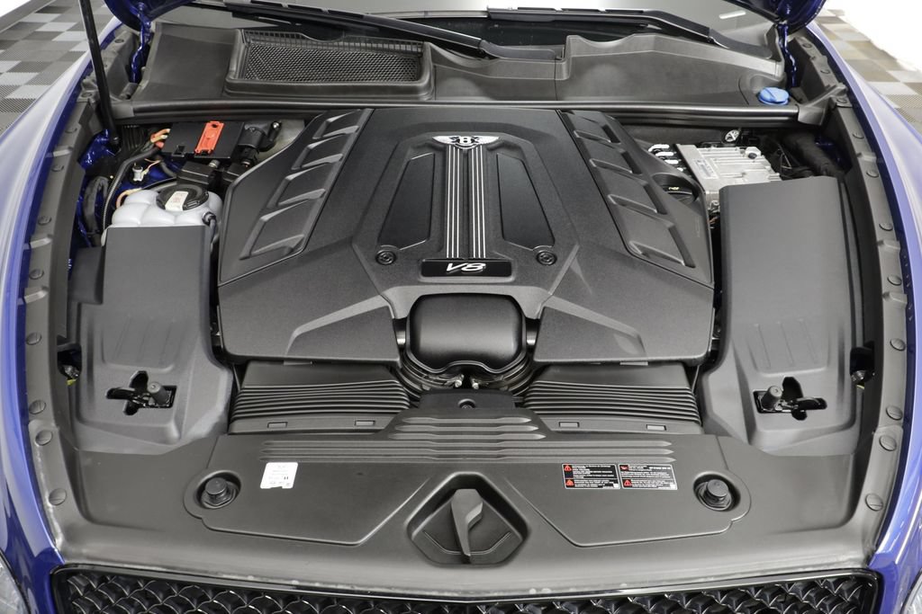 Used 2021 Bentley Bentayga AWD/4WD image 28