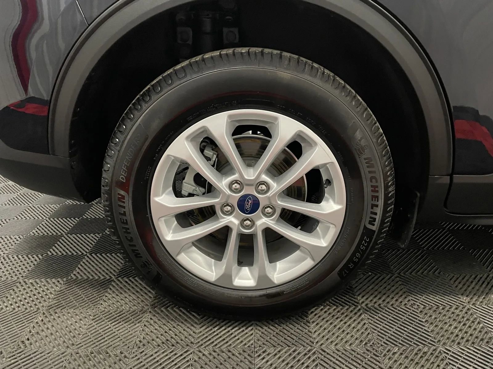 Used 2021 Ford Escape SE image 17