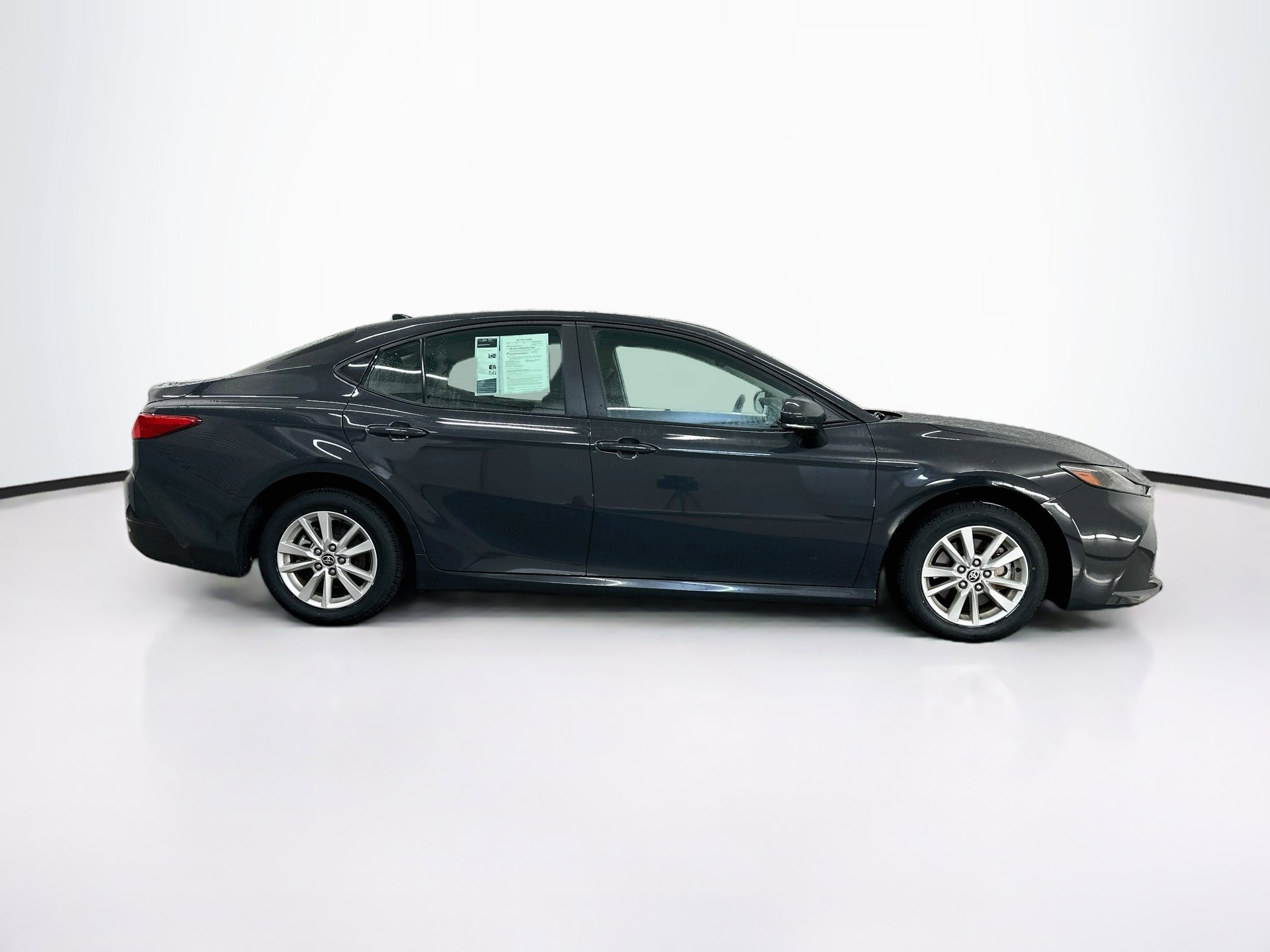 Used 2025 Toyota Camry LE FWD image 10