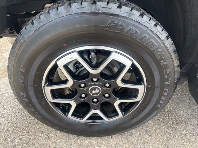 Used 2025 Ford Bronco Outer Banks image 14