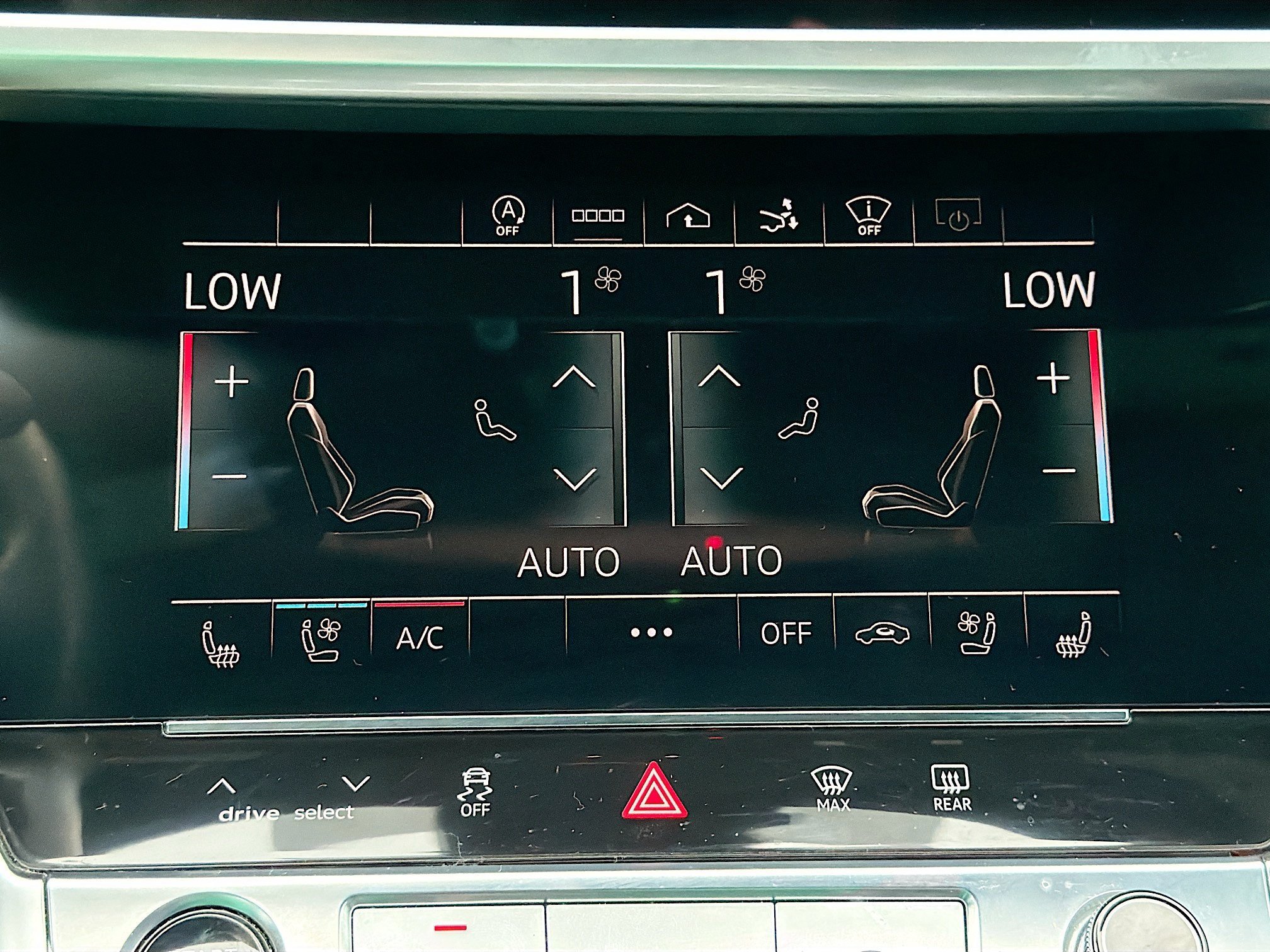 Used 2022 Audi A7 3.0T Prestige w/ Luxury Package AWD/4WD image 32