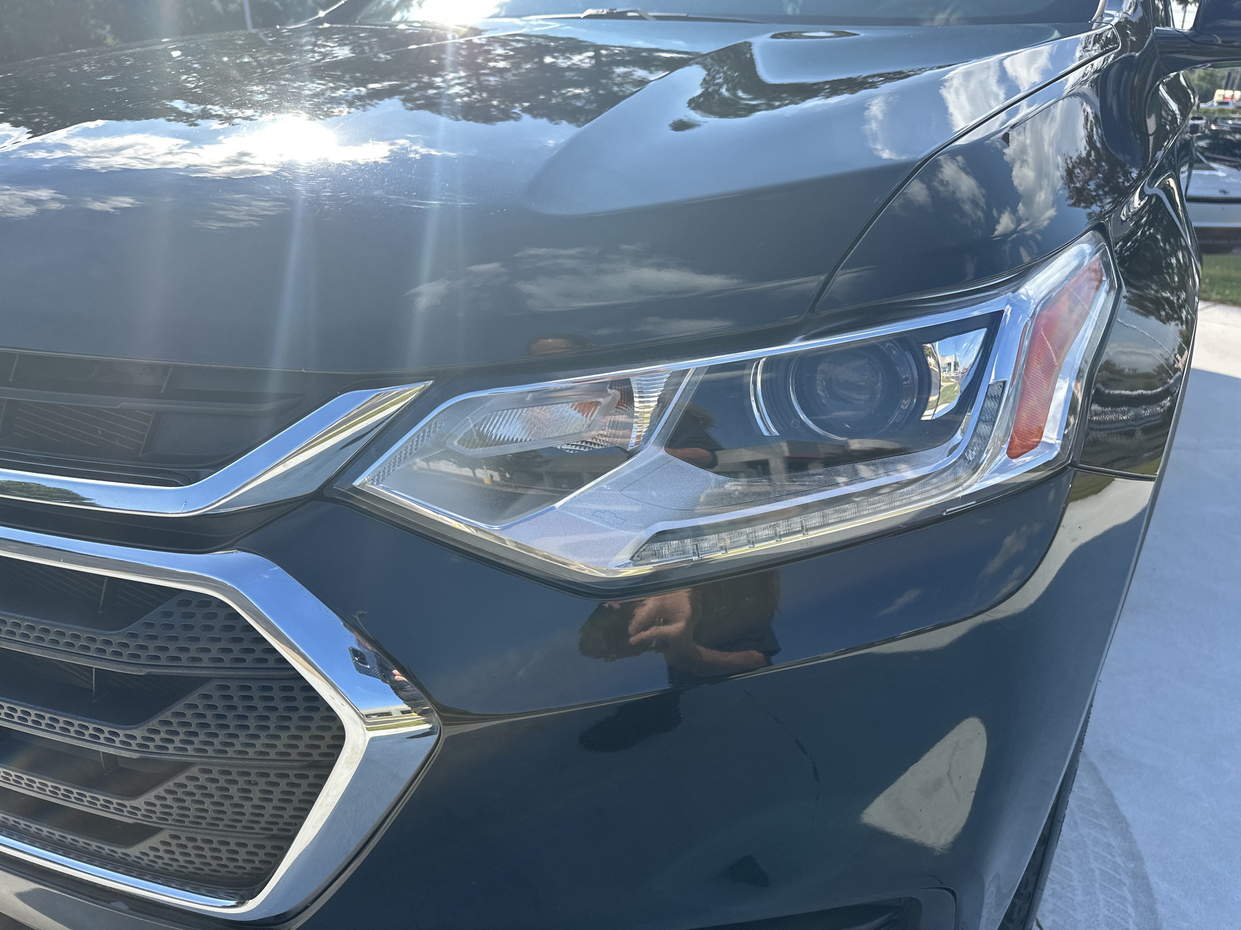 Used 2020 Chevrolet Traverse LS FWD image 6