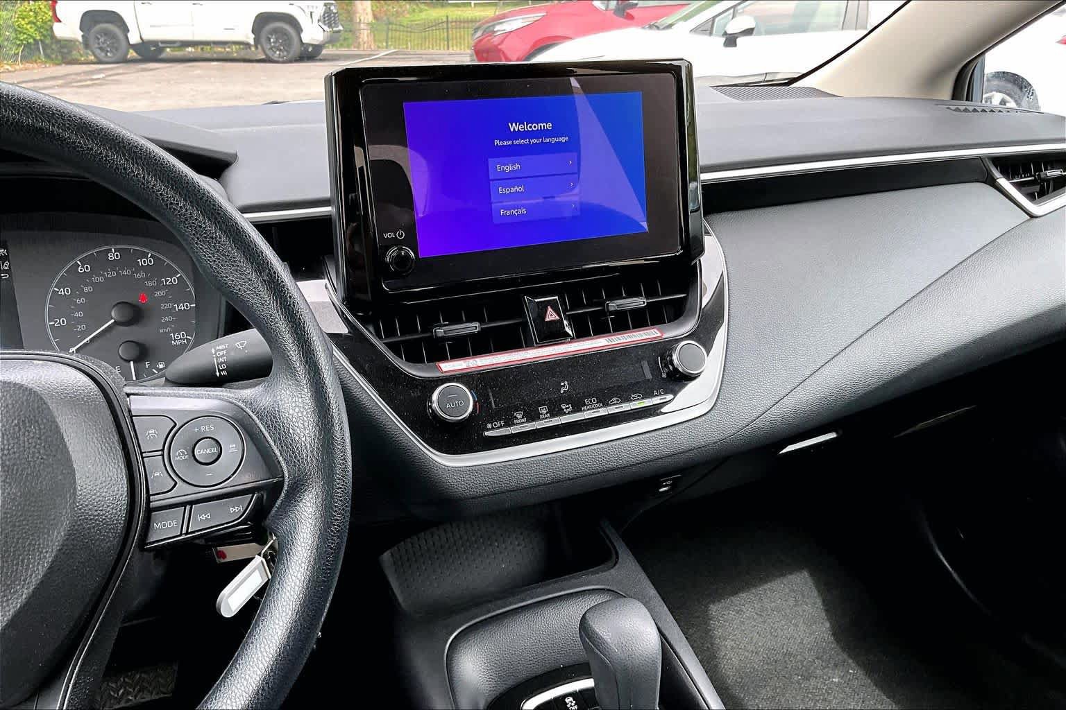 Used 2025 Toyota Corolla LE FWD image 7