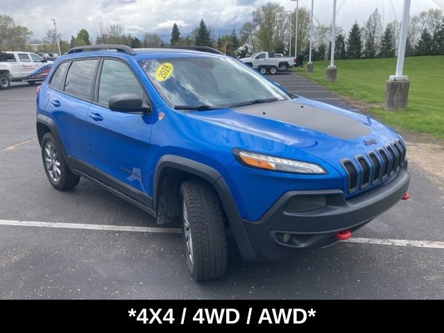 Used 2018 Jeep Cherokee Trailhawk w/ Comfort & Convenience Group AWD/4WD image 2
