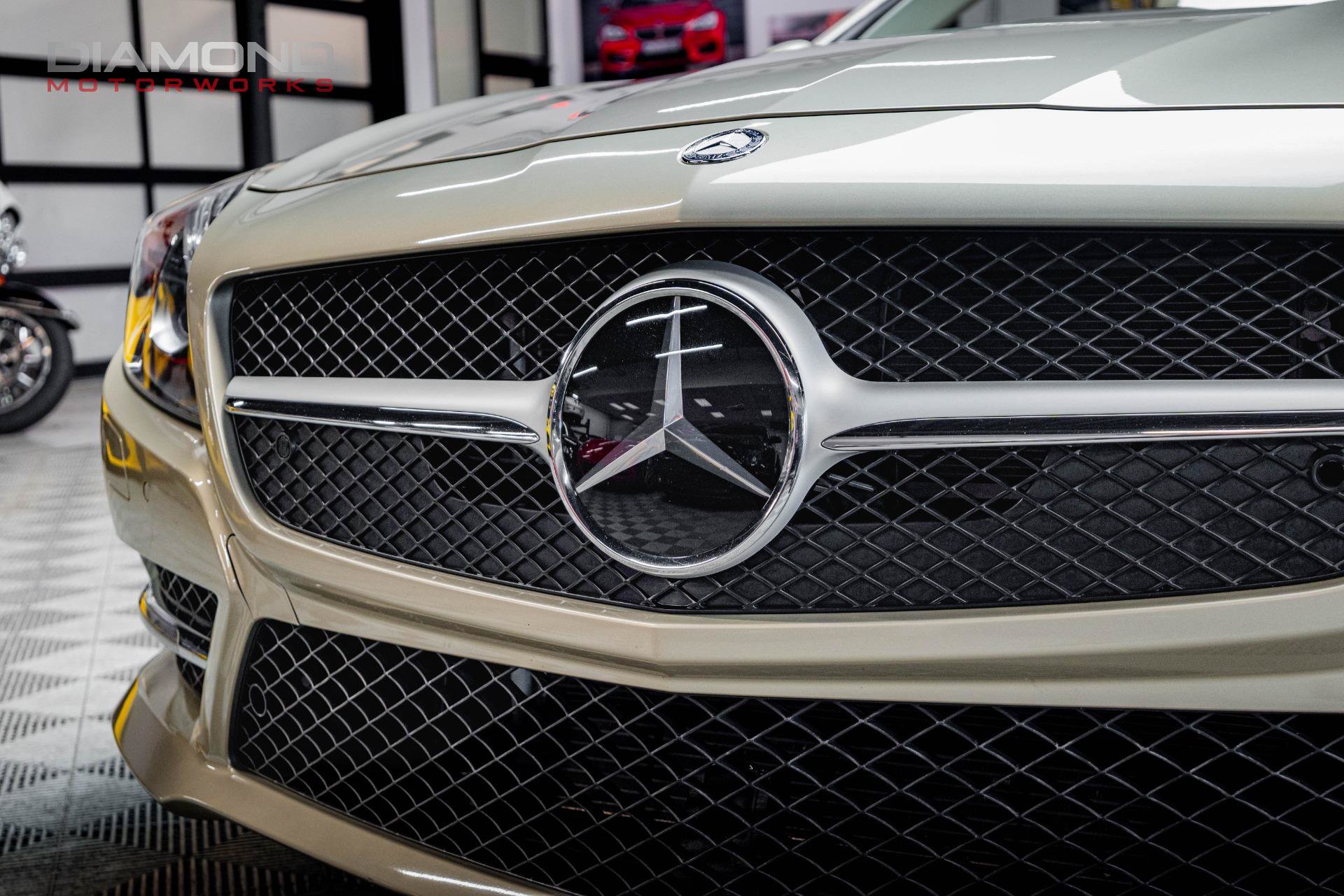 Used 2013 Mercedes-Benz SL 550 image 7