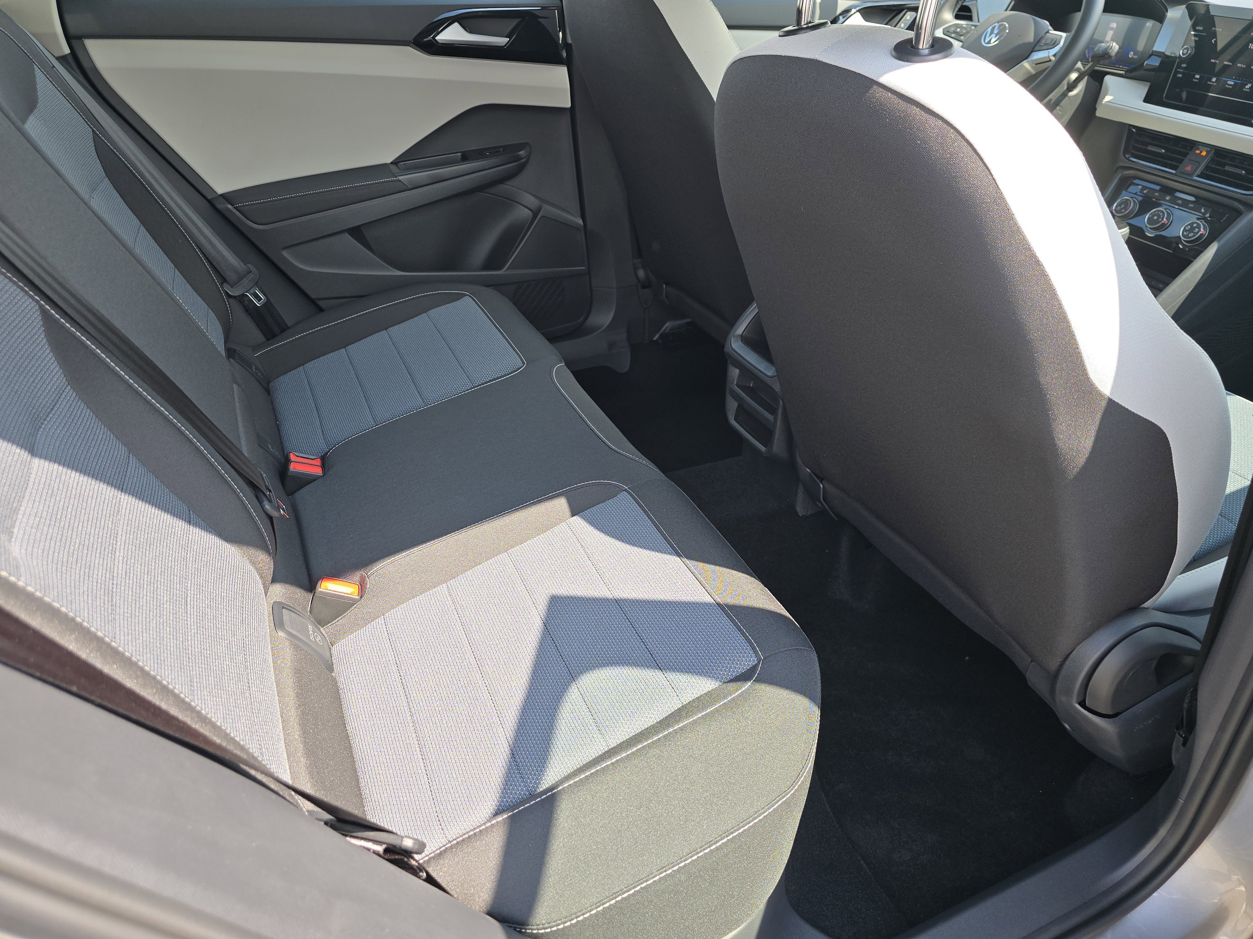 New 2025 Volkswagen Taos S image 43