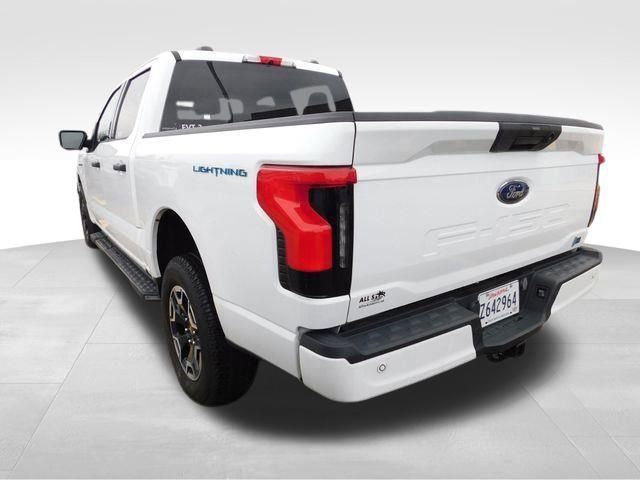 Used 2023 Ford F150 Lightning XLT image 7