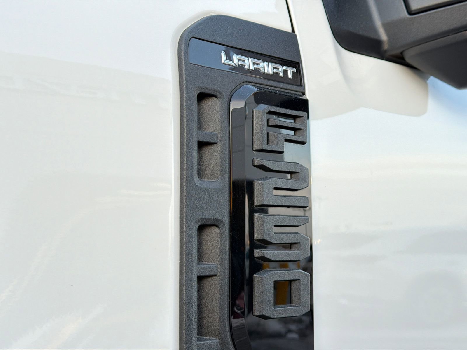 Used 2024 Ford F250 Lariat w/ Lariat Ultimate Package image 15