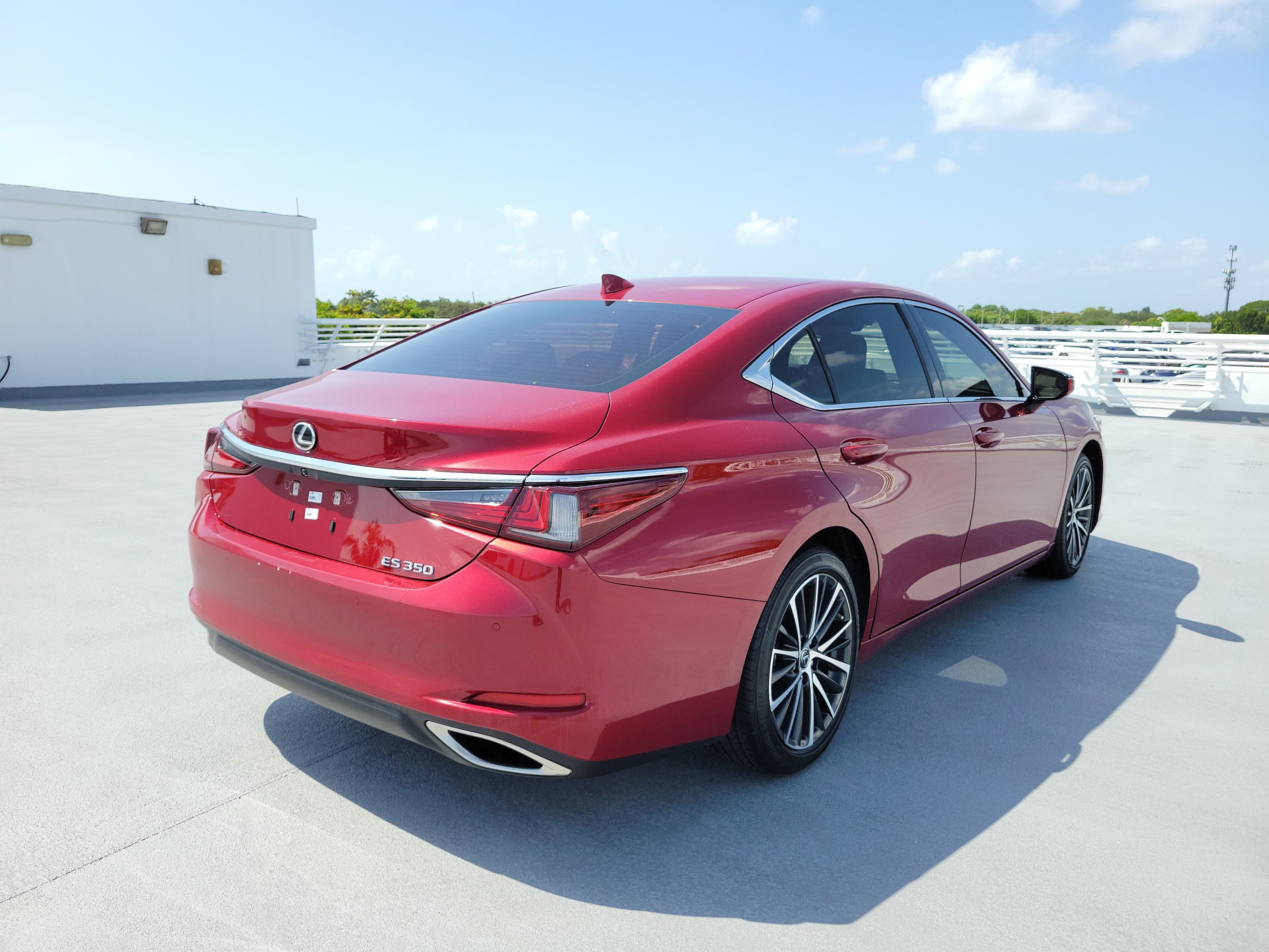 Certified 2025 Lexus ES 350 w/ Premium Package FWD image 6