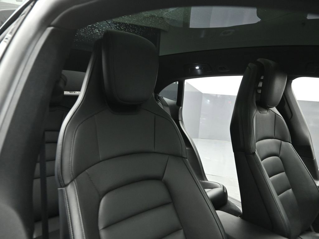 Used 2024 Porsche Taycan 4 Cross Turismo w/ Premium Package image 31