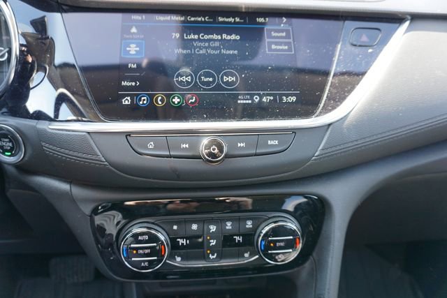 Used 2023 Buick Encore GX Select w/ Safety Package II image 15