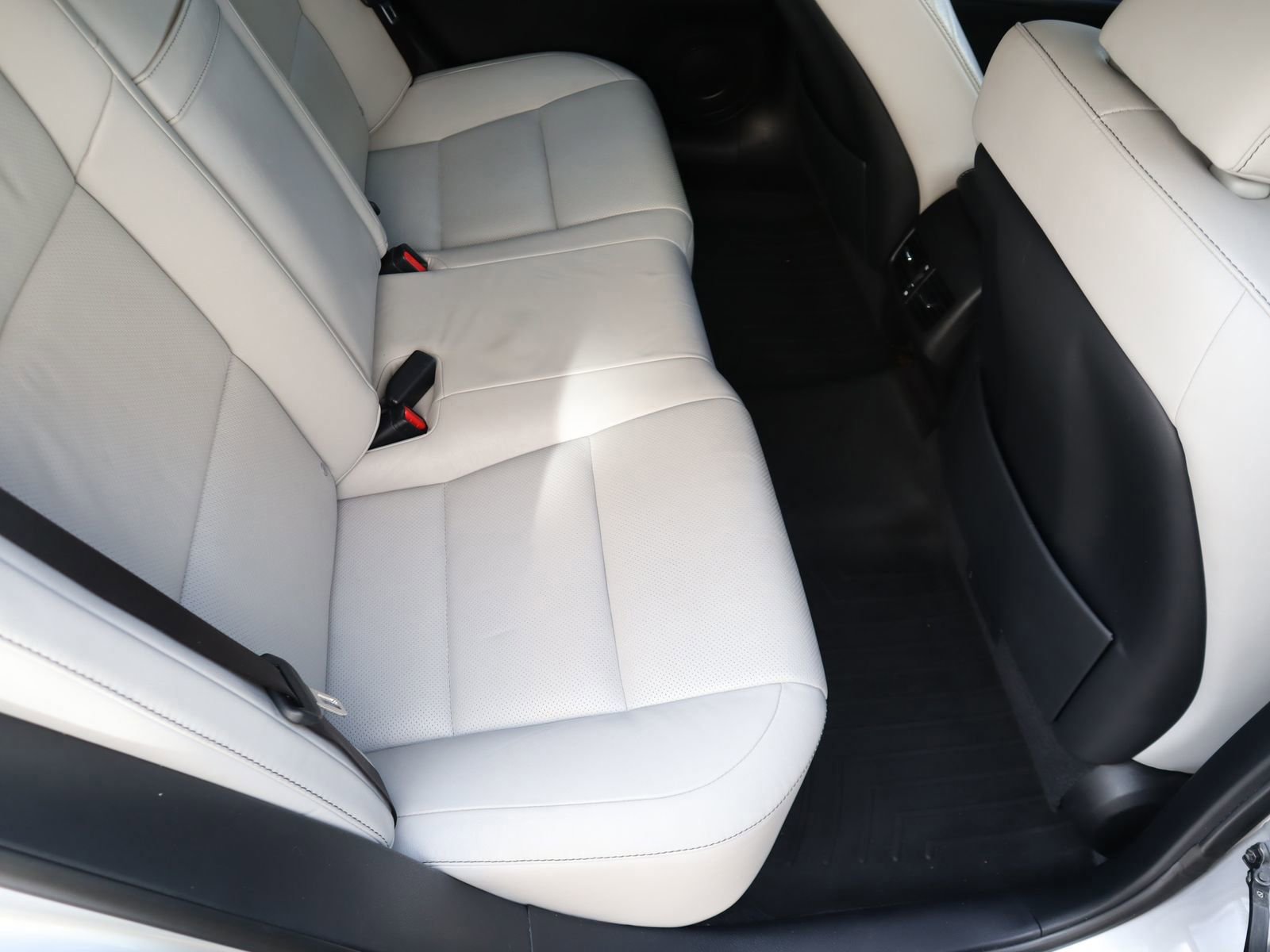 Used 2014 Lexus ES 350 image 51