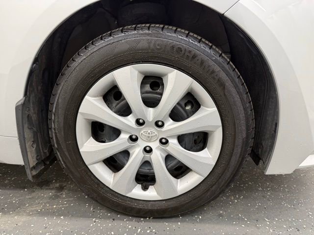 Certified 2023 Toyota Corolla LE image 22