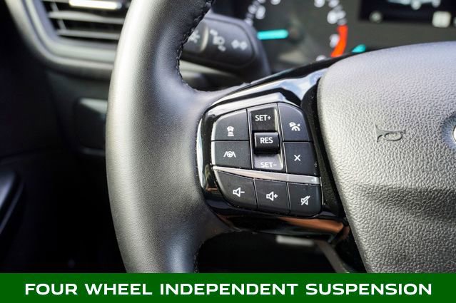 Used 2022 Ford Escape SE w/ Cold Weather Package image 19