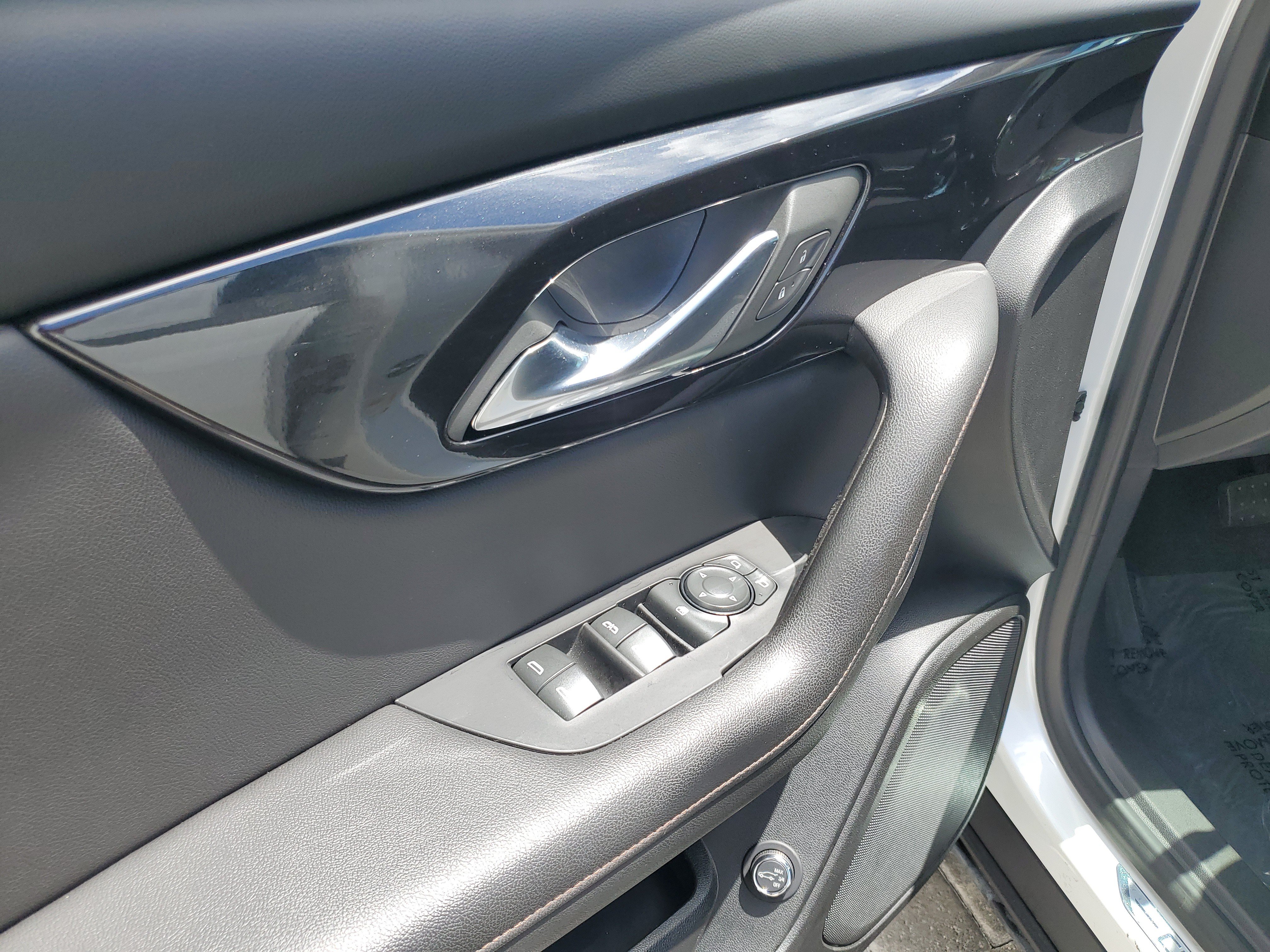 Certified 2022 Chevrolet Blazer Premier FWD image 17