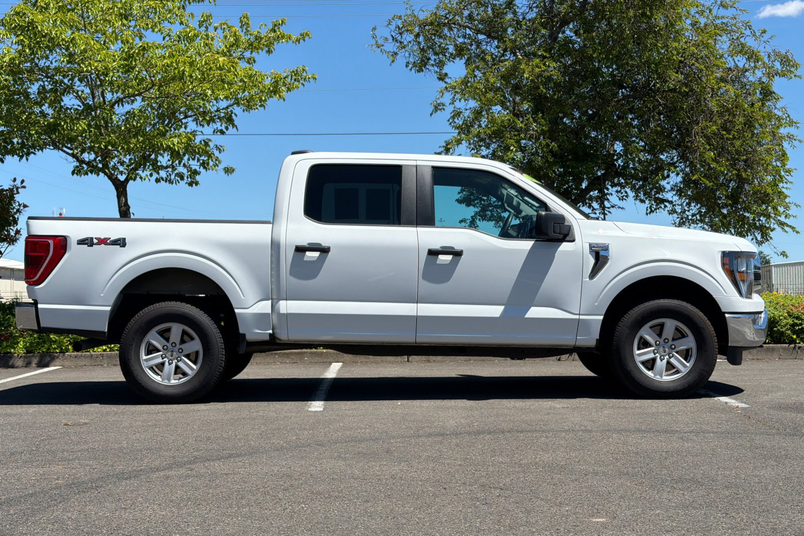 Used 2023 Ford F150 XLT AWD/4WD image 3