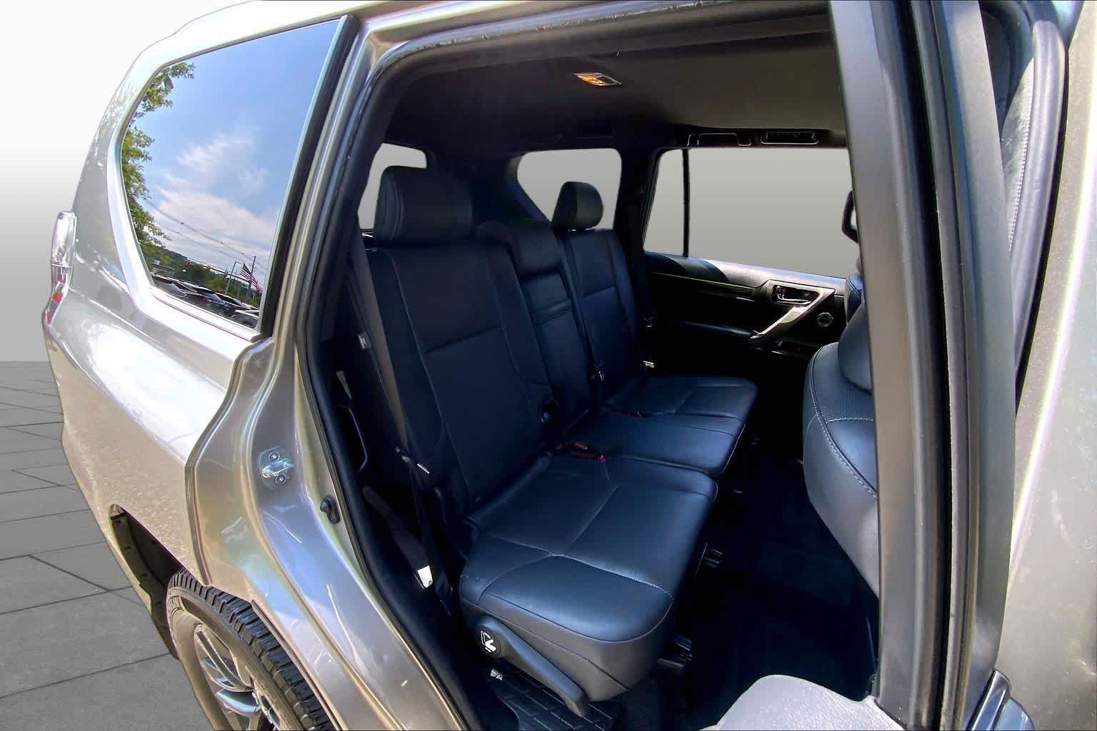 Used 2022 Lexus GX 460 Premium w/ Premium Plus Package AWD/4WD image 20