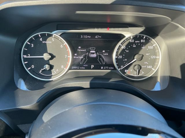 Used 2023 Nissan Rogue SV image 21