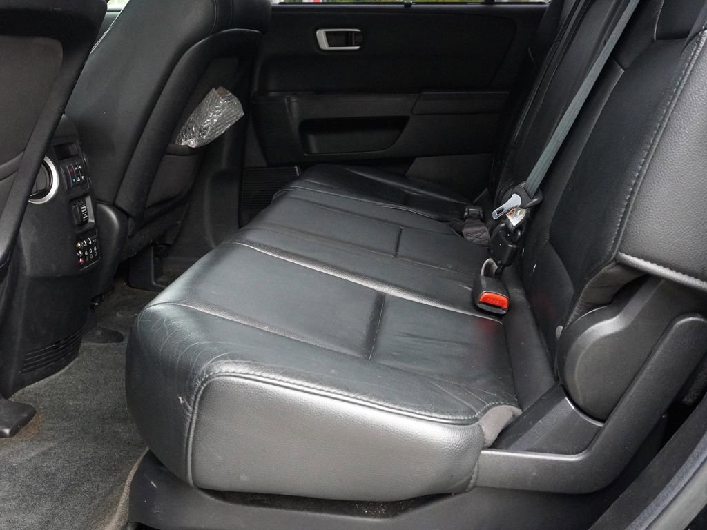 Used 2013 Honda Pilot Touring image 32