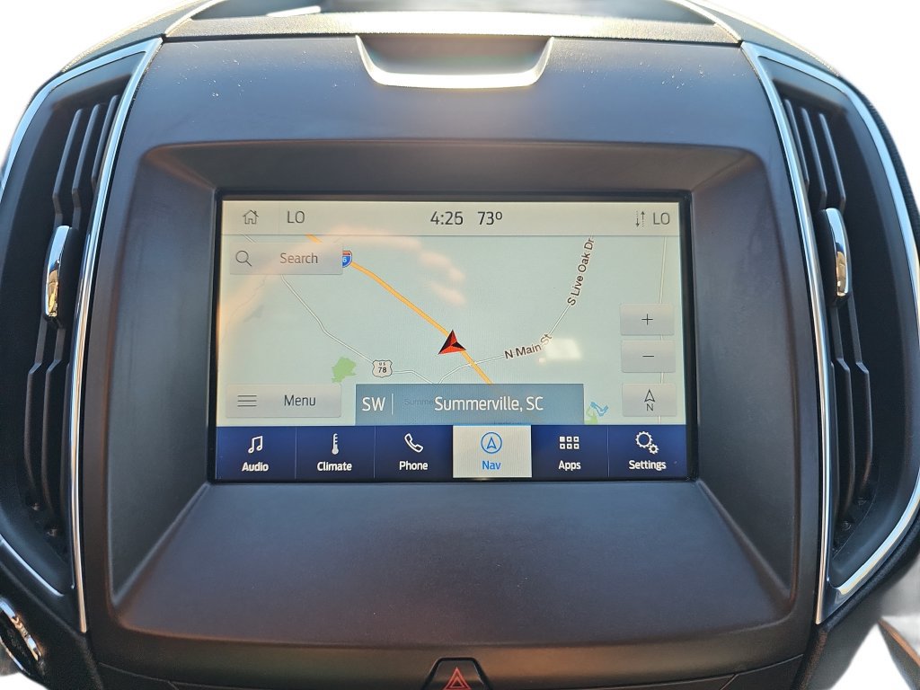 Used 2020 Ford Edge Titanium w/ Equipment Group 301A AWD/4WD image 22