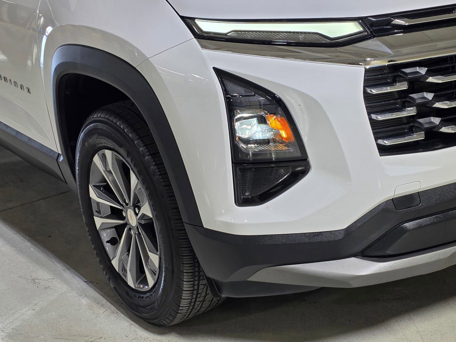 Used 2025 Chevrolet Equinox LT image 10