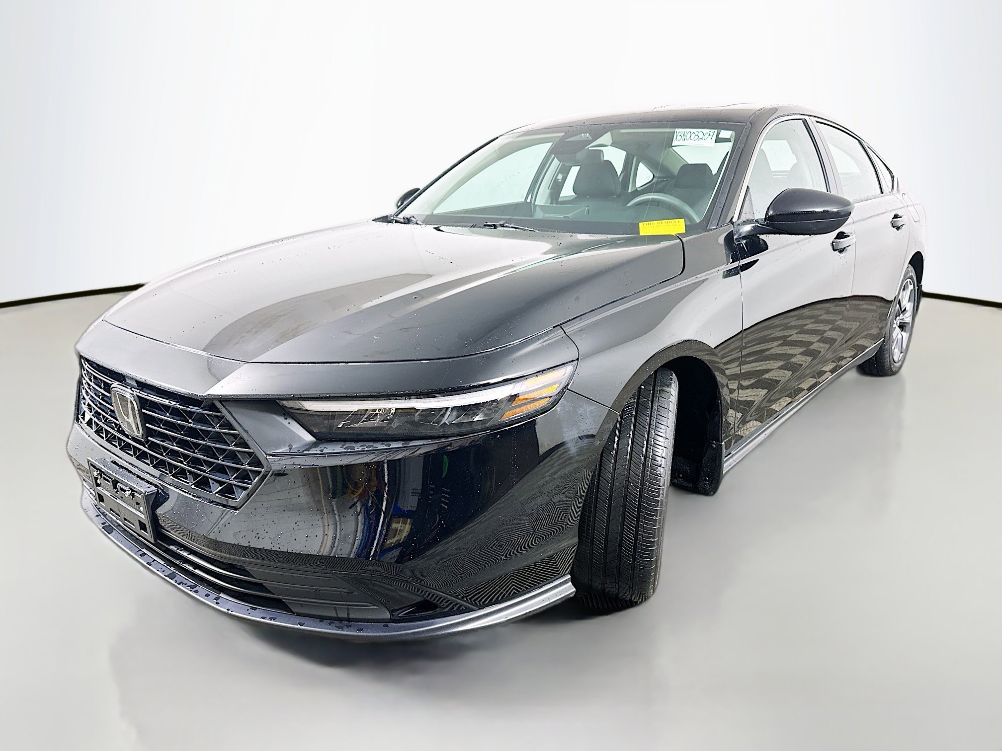 Used 2023 Honda Accord EX image 3